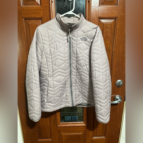 The North Face Jackets & Blazers - Ladies north face quilted puffer jacket